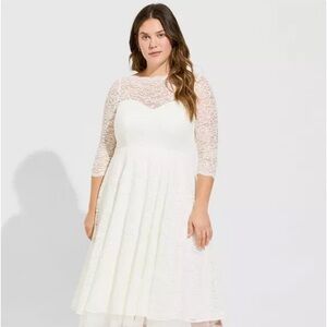 Torrid Ivory Lace Tea-Length Wedding Dress size 16